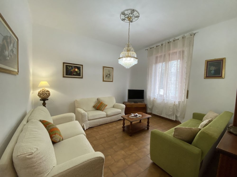 Four-room Apartment 6 Sleeps IN Princess Area-rif Came