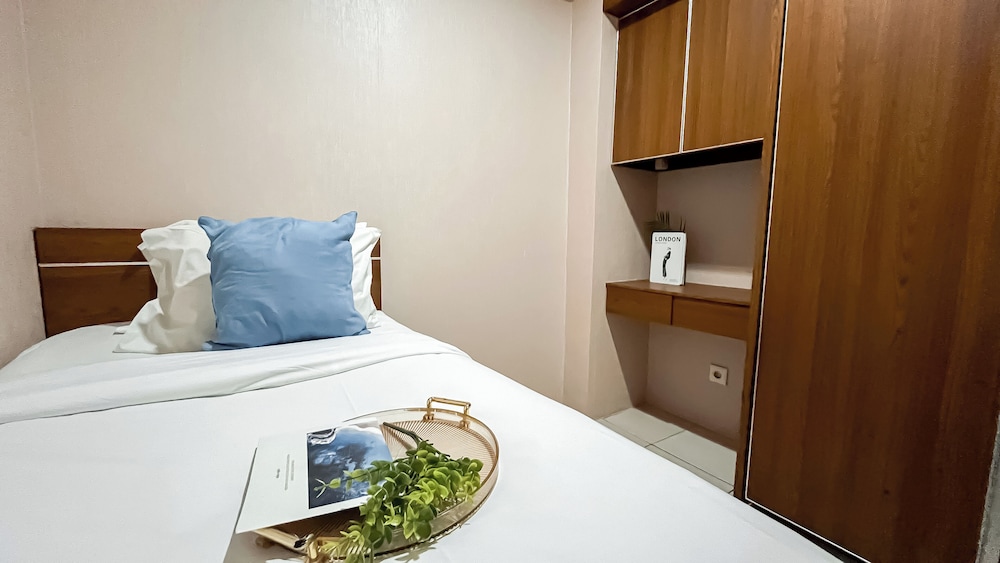 Simply 2Br Apartment At Green Bay Pluit