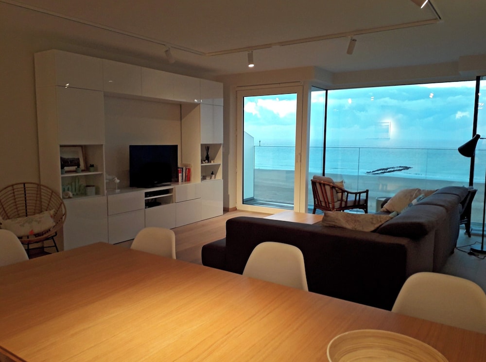 Apartment in Het Zoute With Sea Views