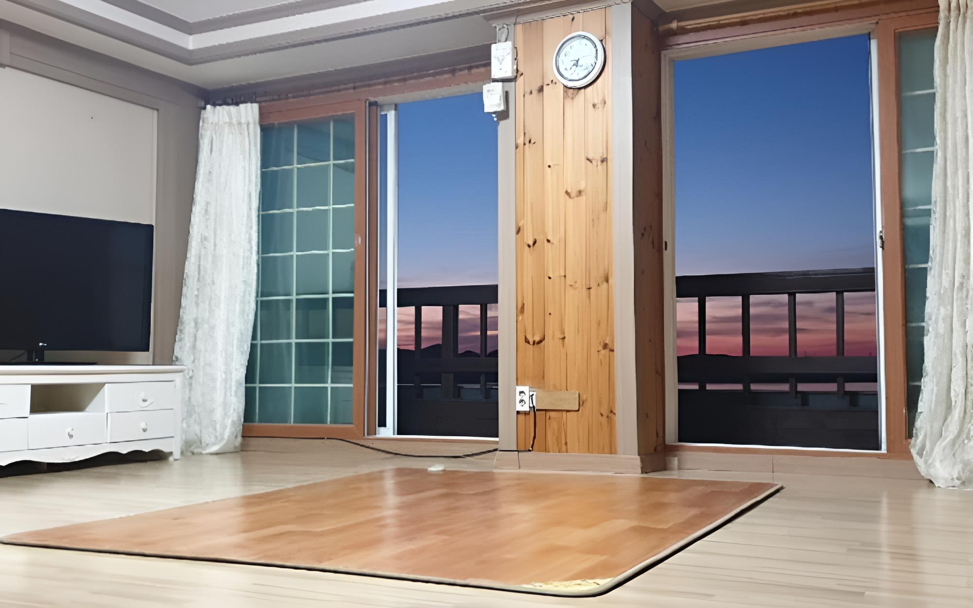 Hwaseong Byeolbitsarangchae Pension view 5