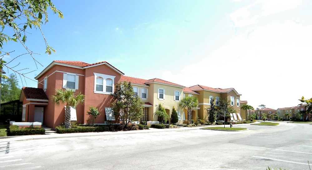 87631 Games Room+2-masters+hottub+water View! - Image 1