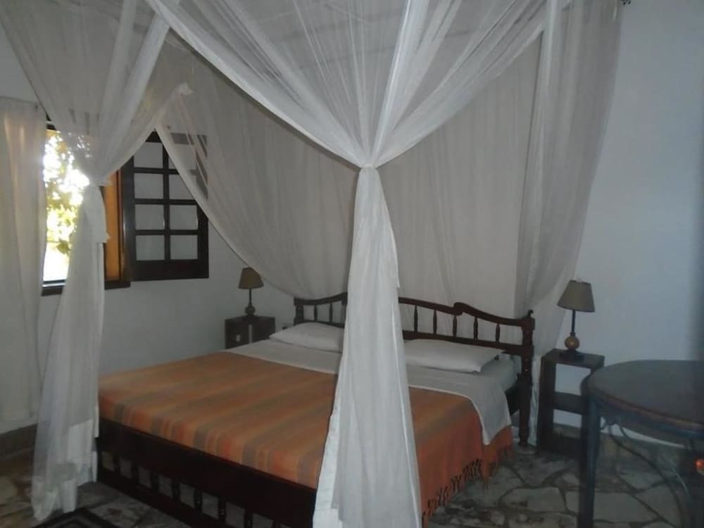 Cafe Roma Guest House view 4