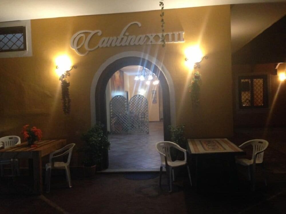 Cantina XXIII