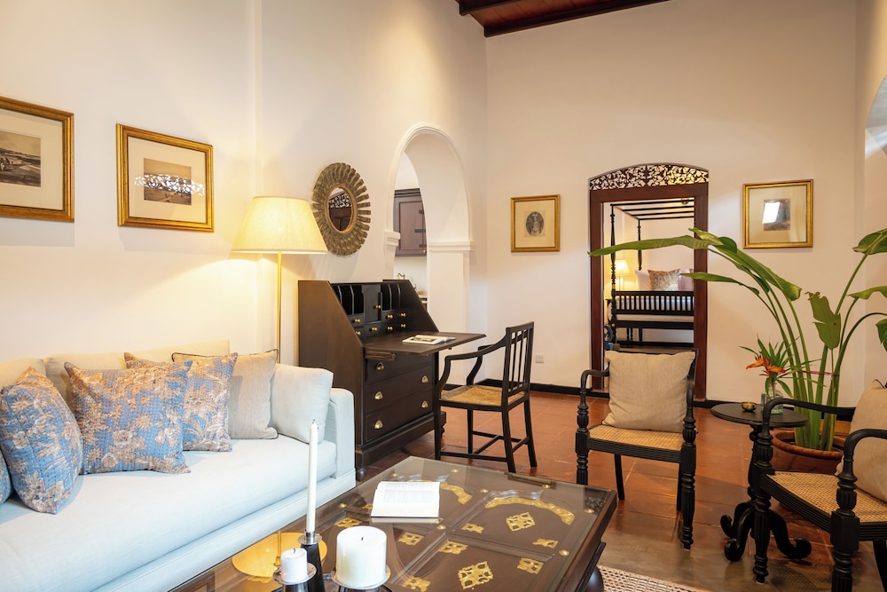Writer's Lodge By Ishq