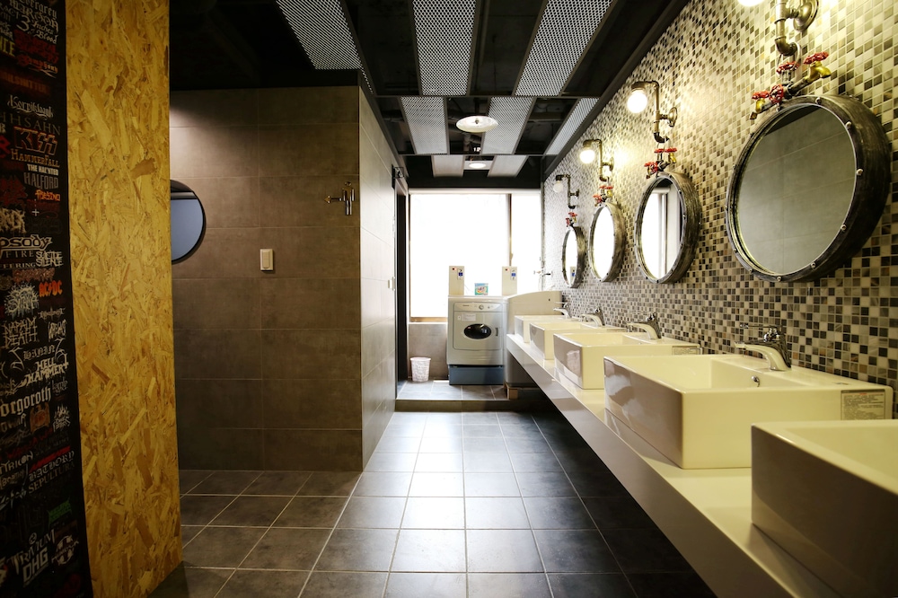 Nys Loft Hotel - Hostel