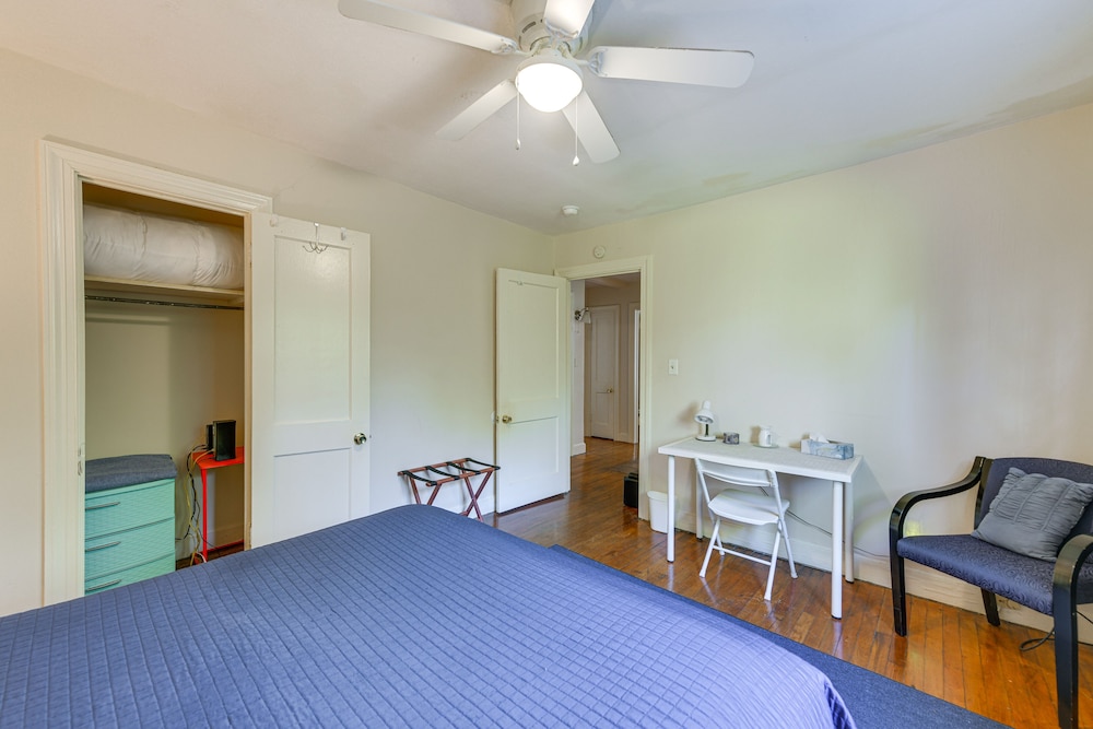 Spacious Retreat, 2 Miles to Tuskegee University view 2