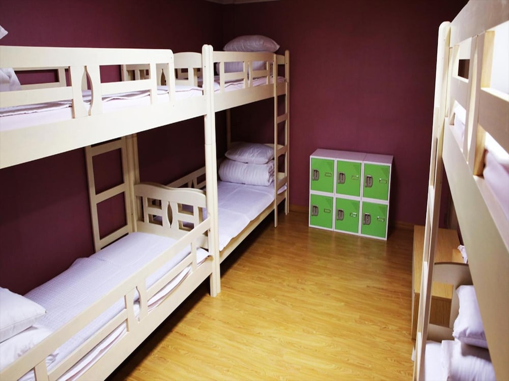 Jeju R Hotel & Guest House - Hostel