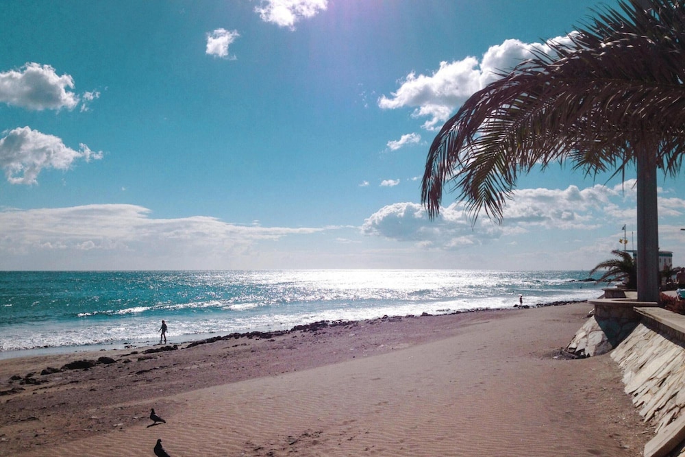 Sea-view Holiday Flat in San Augustin