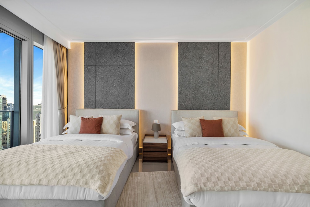 Roomszy Residences - Opera Grand