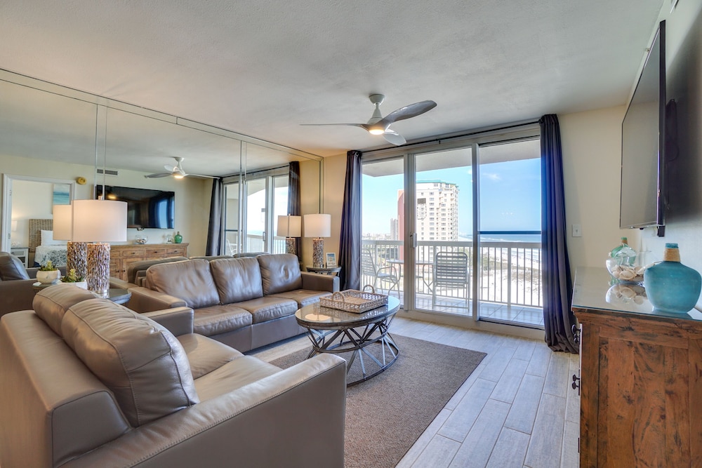 Pelican Beach Resort by Panhandle Getaways