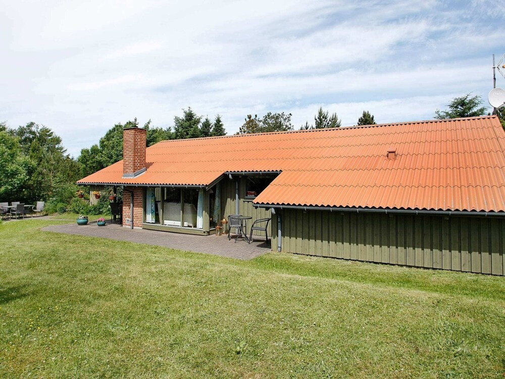 8 Person Holiday Home in Fjerritslev-by Traum
