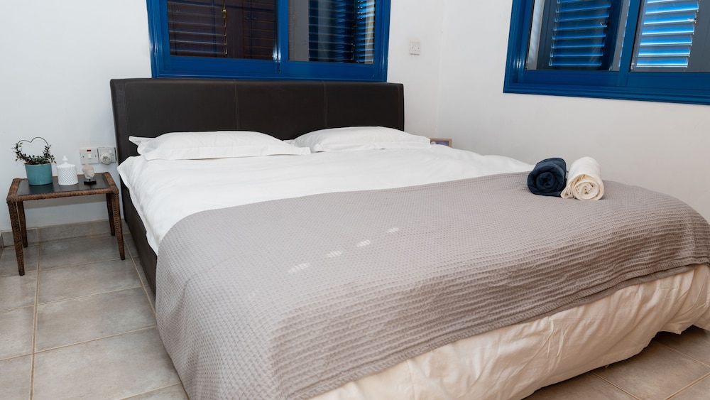 Villa Near the Beach view 4