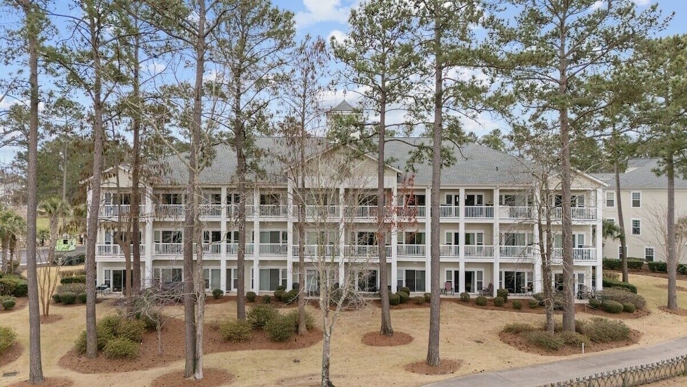 World Tour 104-206a 3 Bedroom Condo