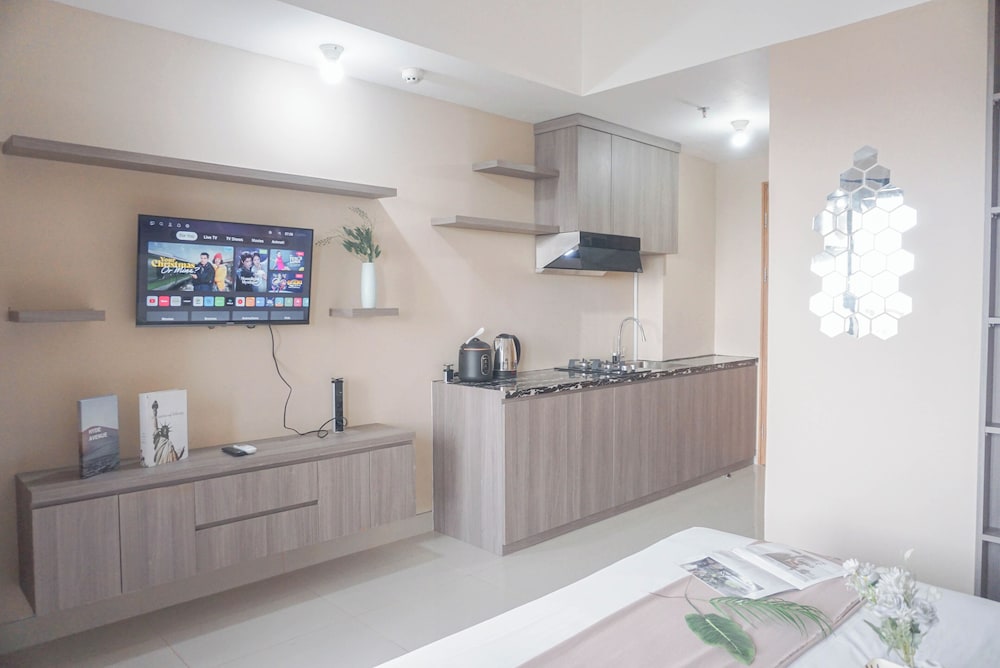 Good Choice and Comfy Studio Apartment at LRT City Jatibening