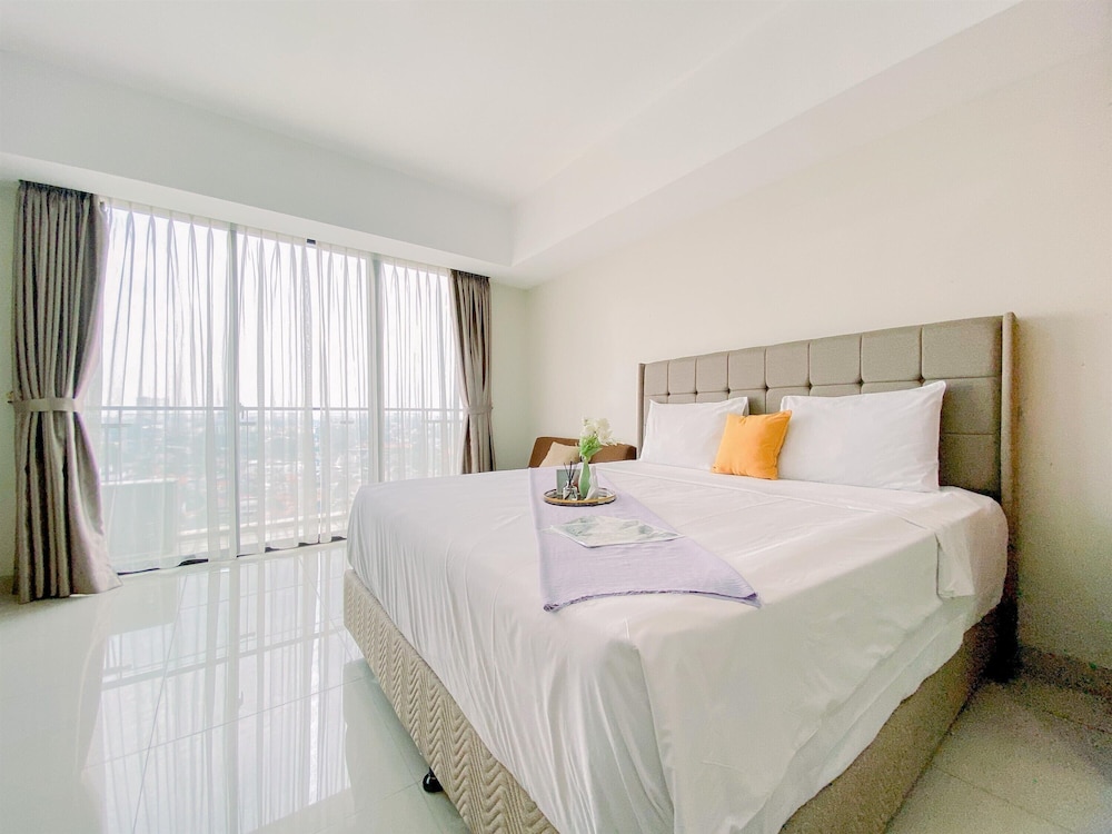 Comfy And Best Deal Studio At Nine Residence Apartment