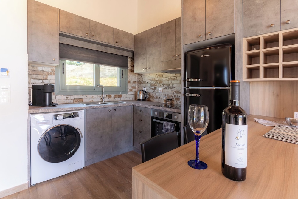 Apolithon Premium Houses