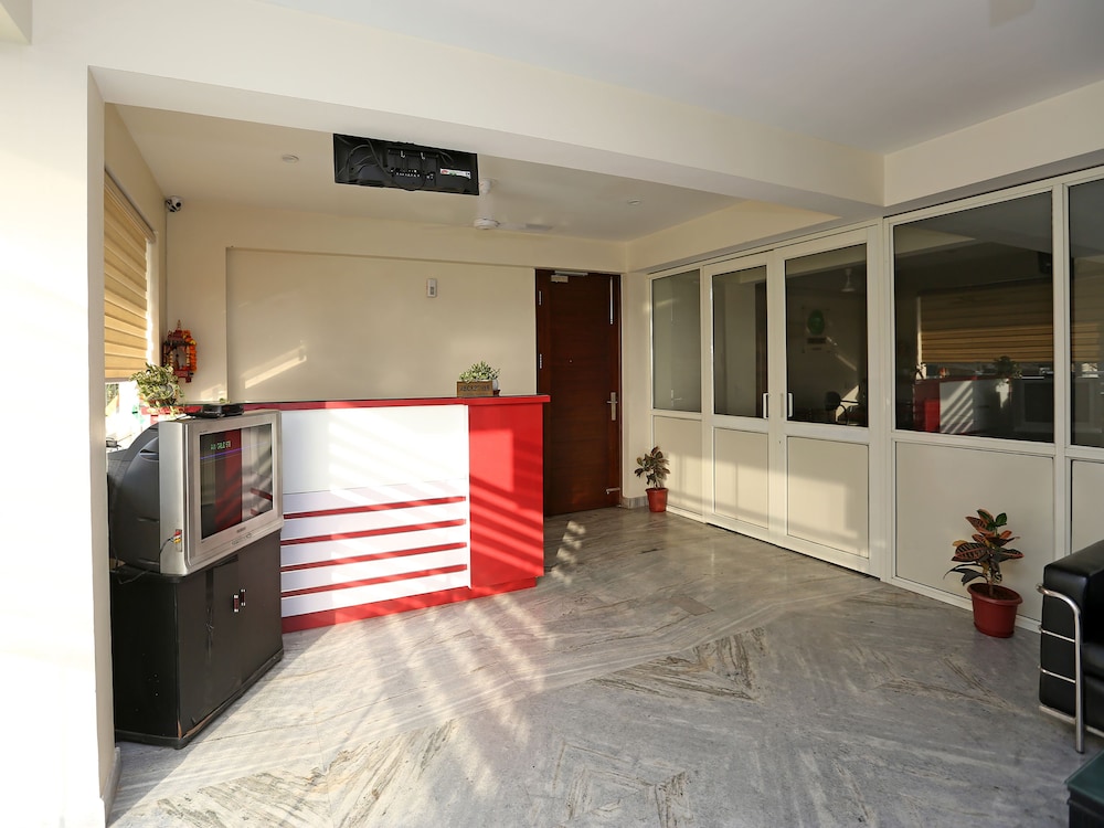 OYO 22094 Hi Star Rooms view 2