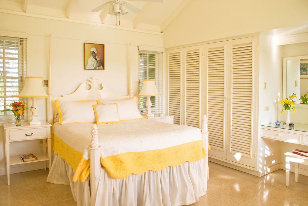Seagrapes 5br by Jamaican Treasures view 5