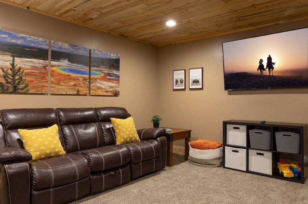 Black Bear Lodge