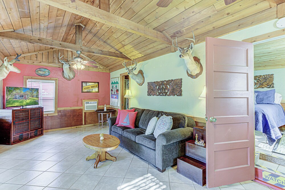 Kingsland Duo 2 Cottages in 1 w/ Lakeview! - Property Image 18
