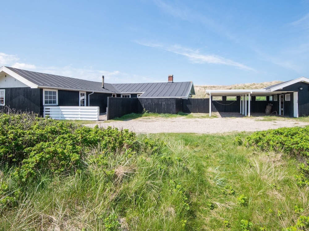 Vintage Holiday Home in Harboøre with Hot Tub