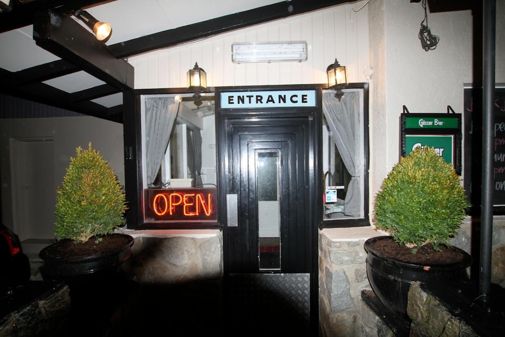 Black Bear Inn