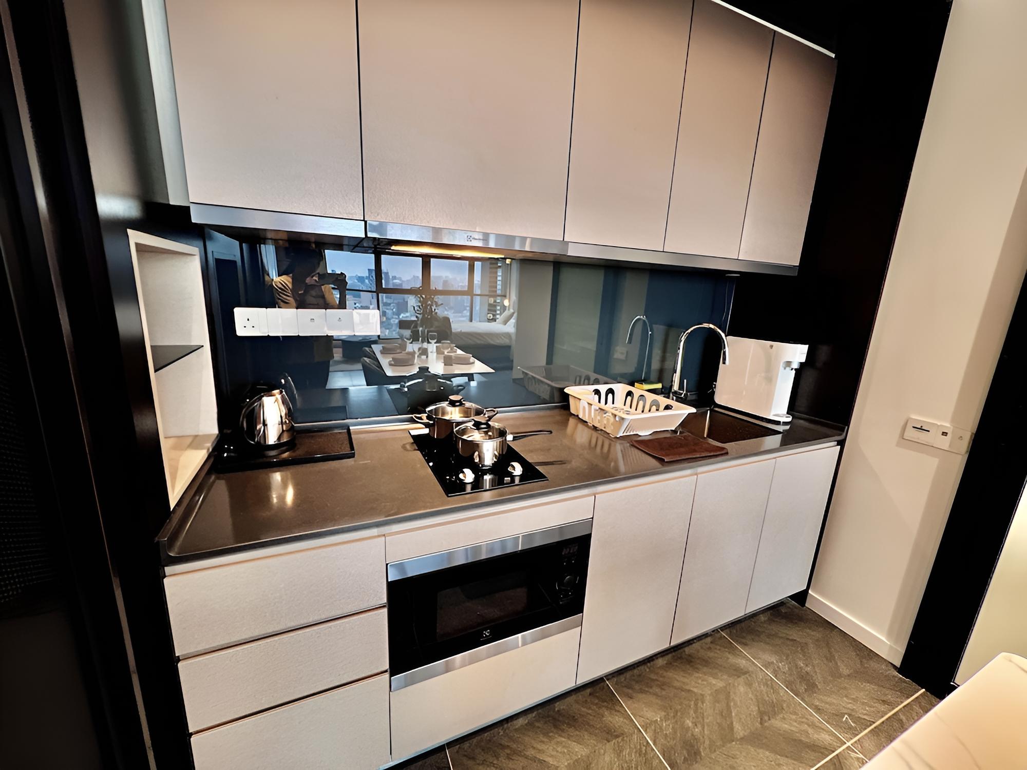 Scarletz Premium Suites by Kay-Stay