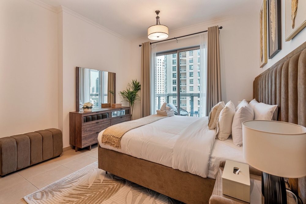 GLOBALSTAY The Residences Tower 1