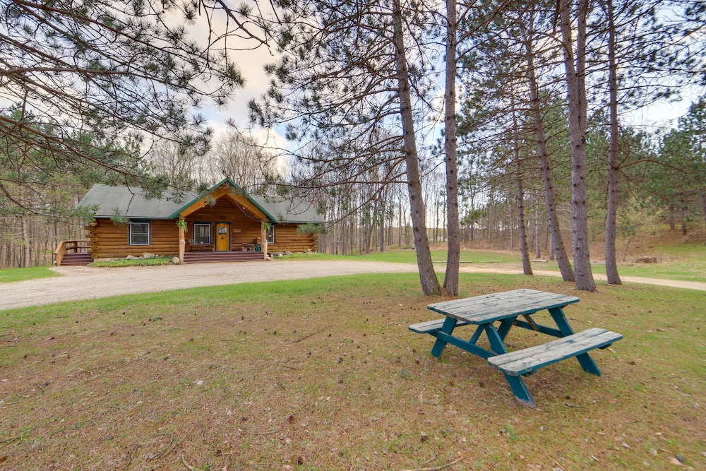Rustic Tustin Cabin on 7 Acres w/ Fire Pit  Porch - Property Image 14