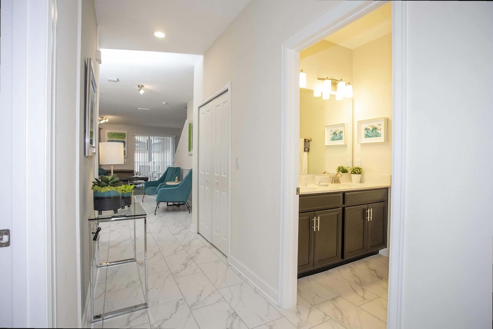5BR Private Pool Resort Amenities Near Disney
