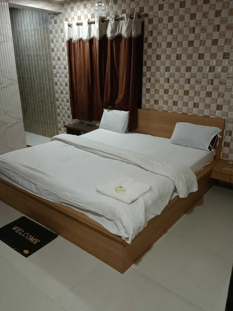 Maharaja Agrasen Resort