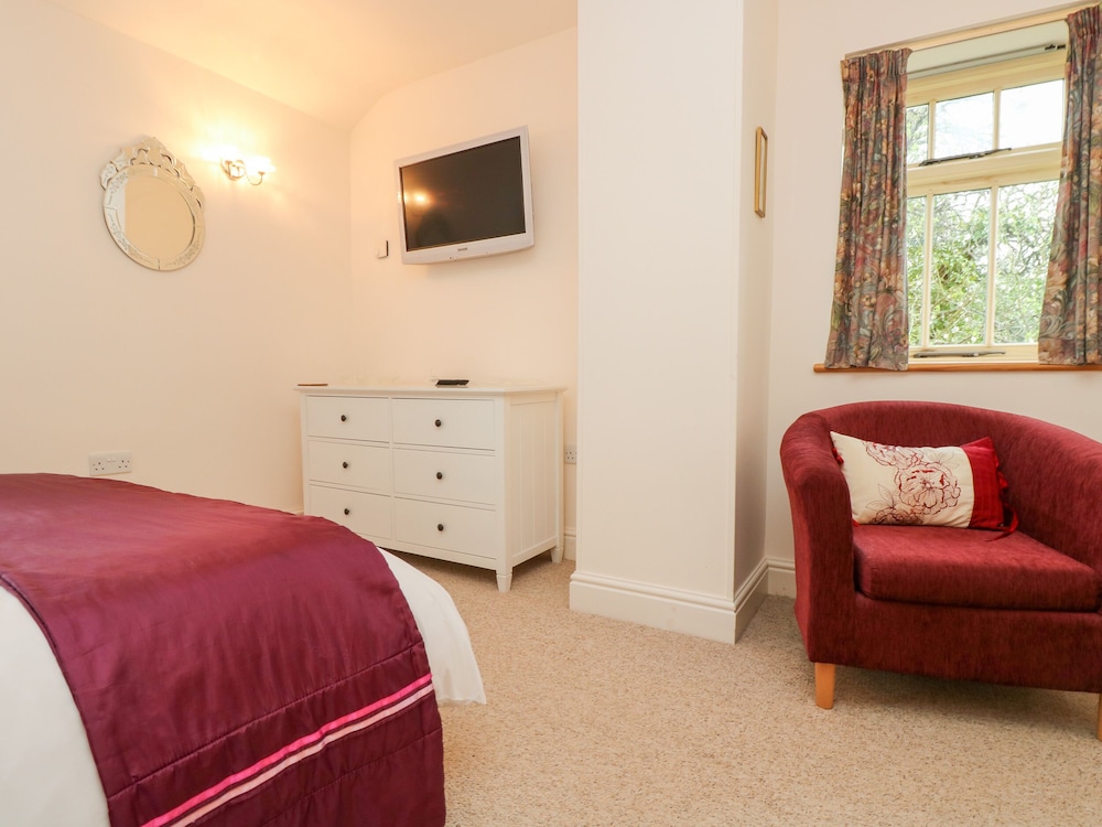 Plum Cottage