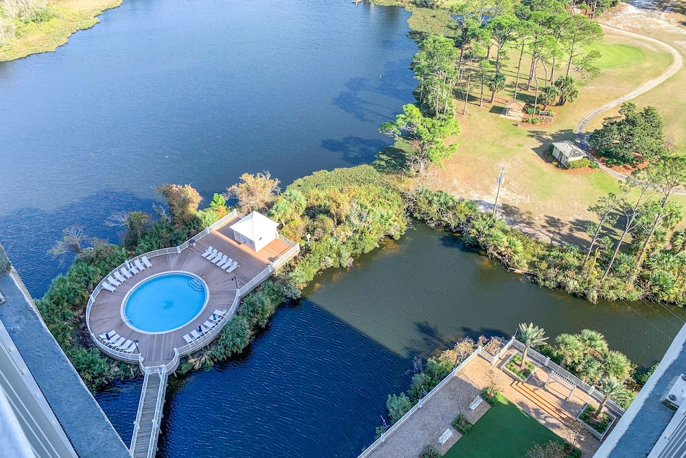 'ocean Oasis': PCB Condo w/ Balcony & Beach Views!