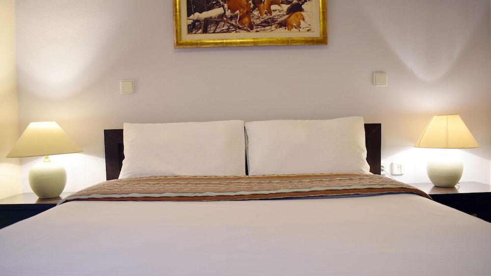 Evilion Suites view 3