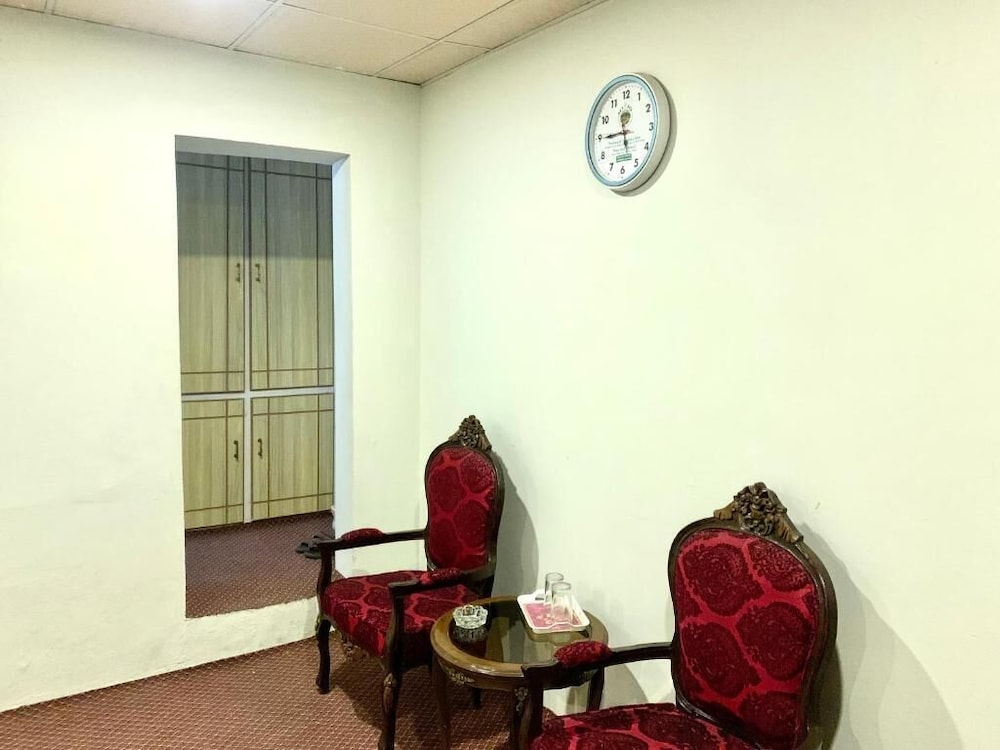 Naveed Tourist Inn