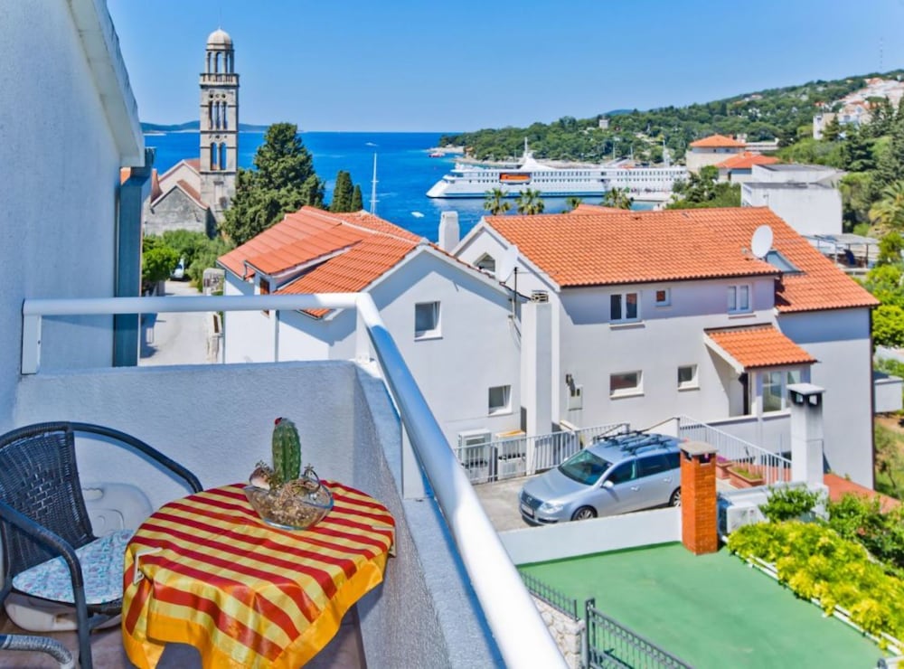 Charming and Sunny Hvar Apartments