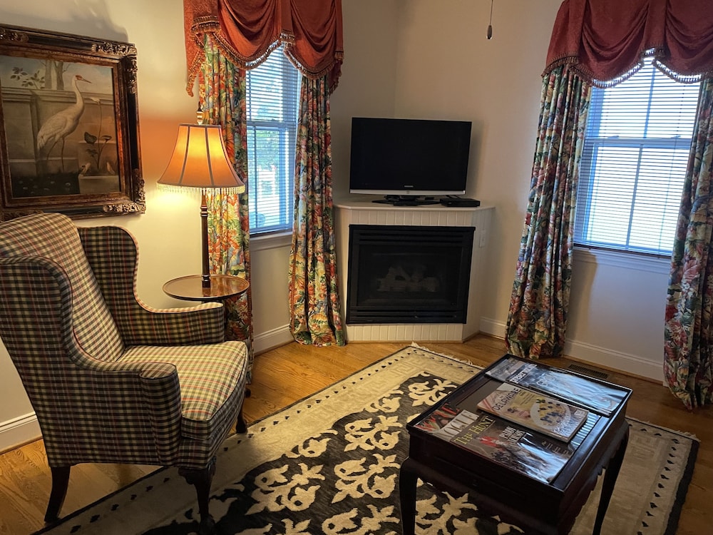 Wilmington Vacations - The Inn at Montchanin Village, a Historic Hotel of America - Property Image 59