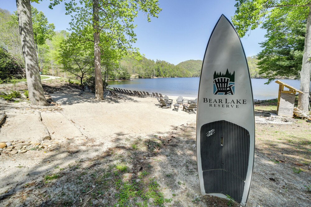 Lake & Pool Access at Bear Lake Reserve Condo!
