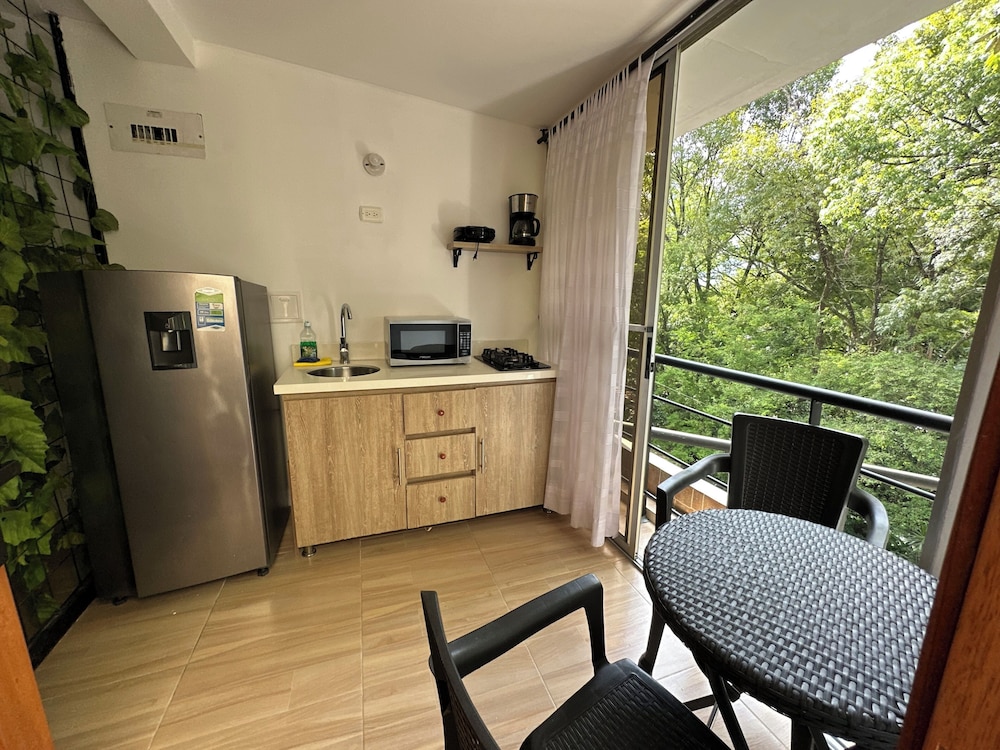 APARTA HOTEL PROVENZA