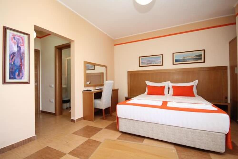 Apartments Deus