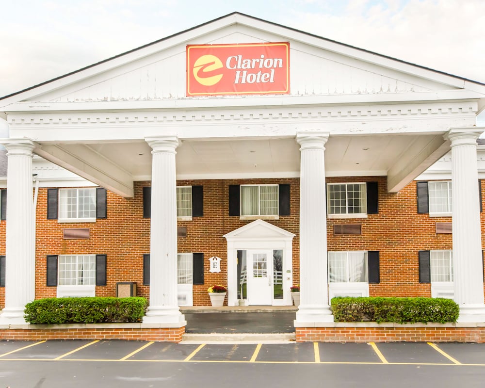 Lexington Vacations - Clarion Hotel Conference Center - North - Property Image 90