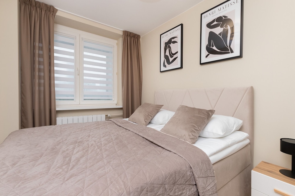 Apartment Srebrna With a View by Renters view 5
