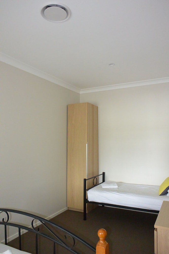 Dungowan Waterfront Apartments