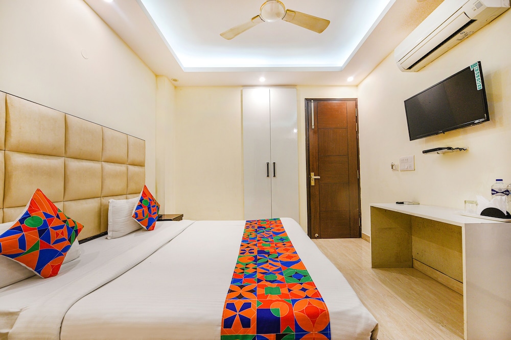 Fabhotel Ak Villa