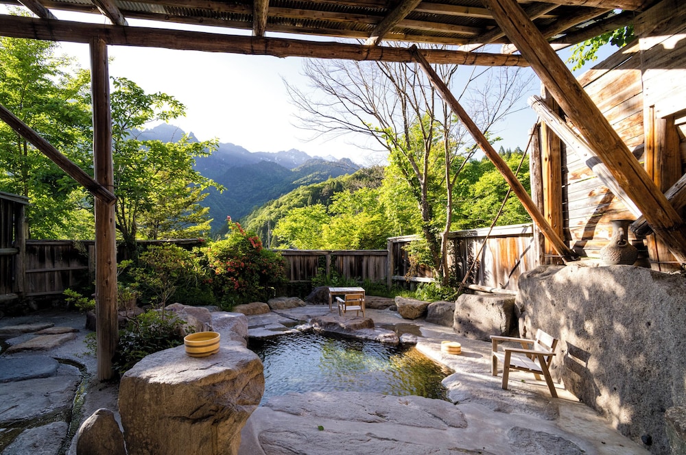 Ryokan Yakenoyu