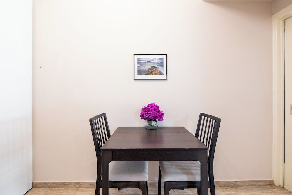 Selany's Chic Apt in the Heart of Athens