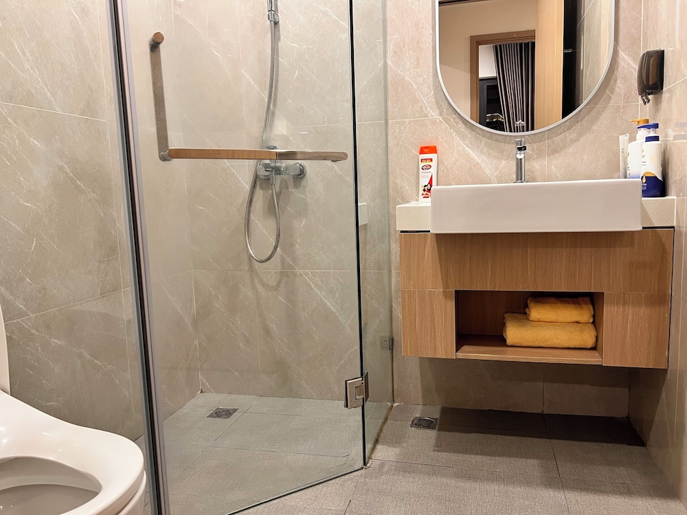 Vinhomes Grand Park-Masterise Center