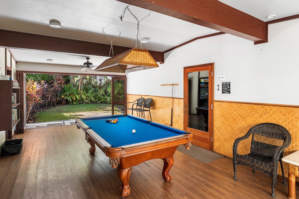 Big Island White Sands Village 202 2 Bedroom Condo
