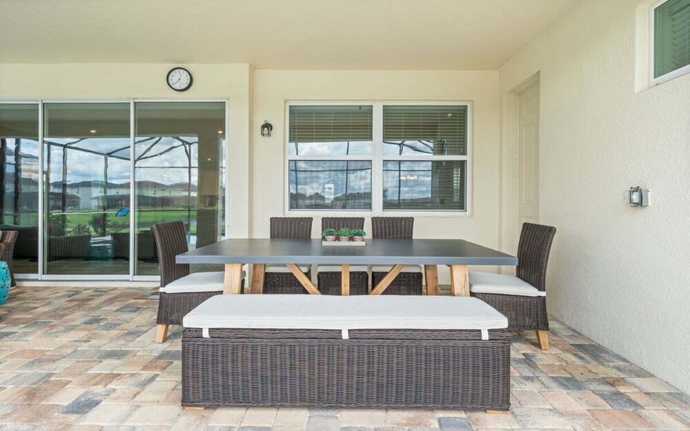 9 BR Hacienda Magallanes by AV Dreams - Image 1