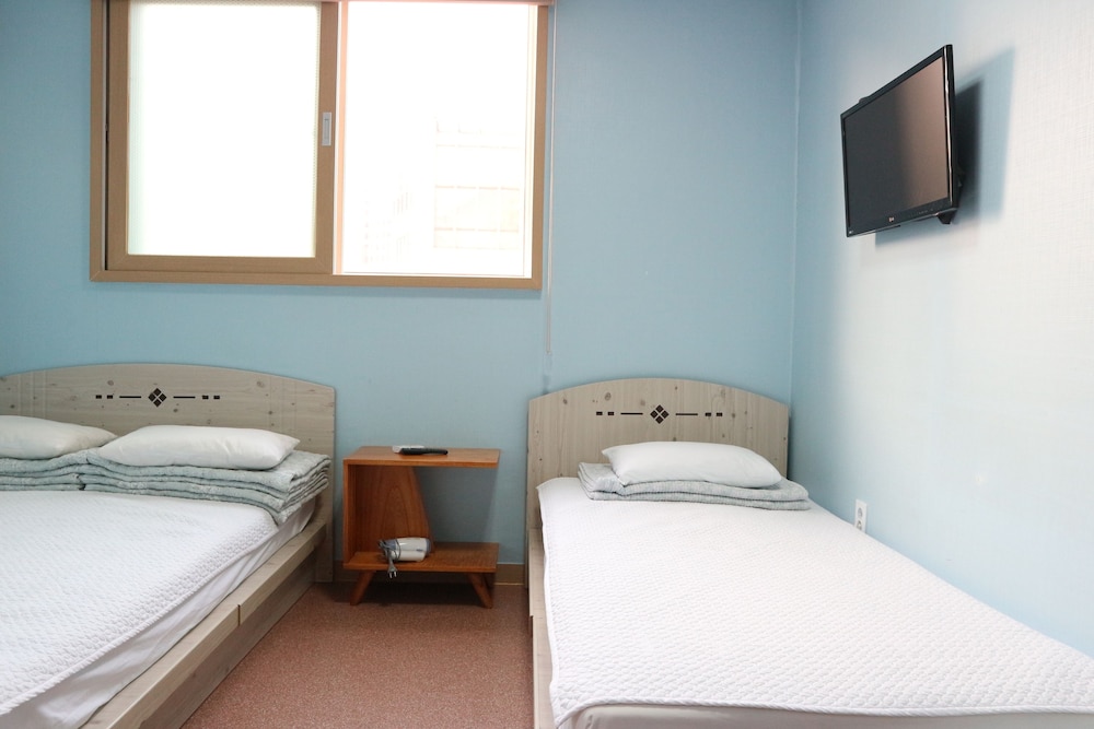 WELL PLUS BNB Guest House